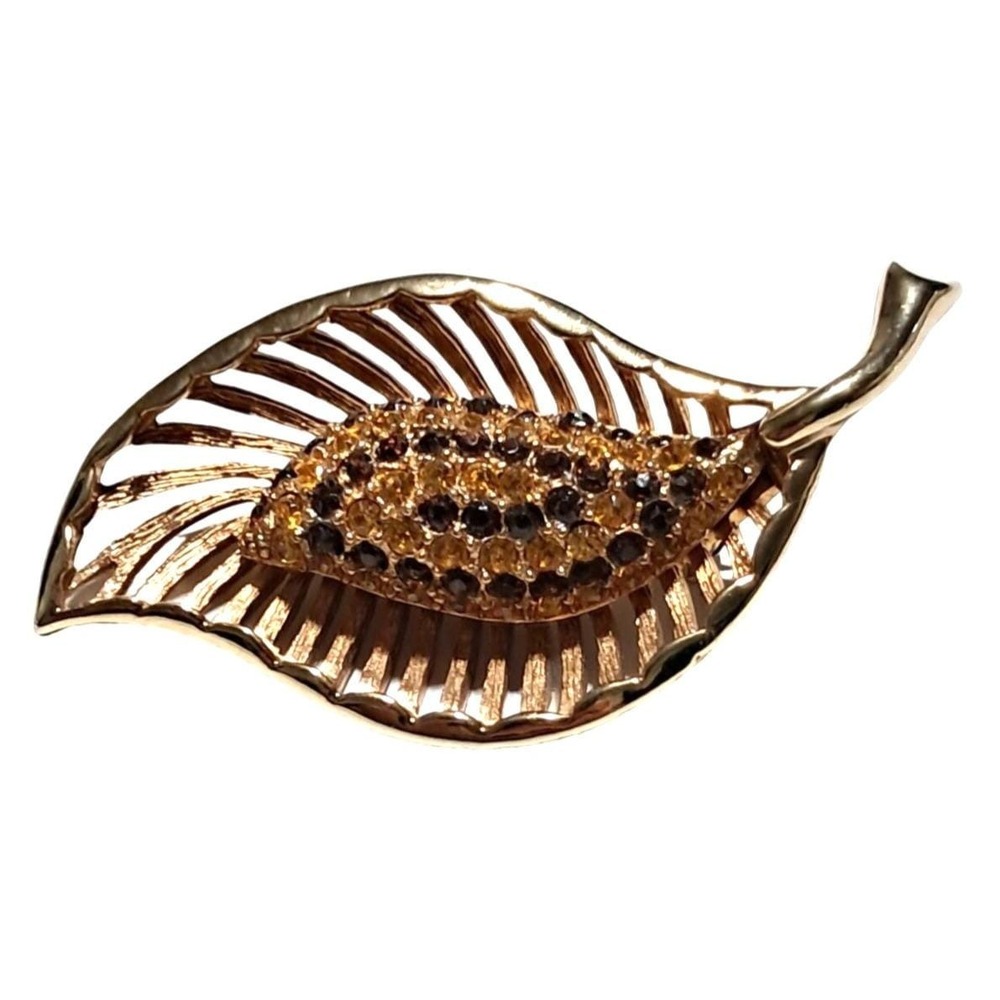 Vintage Topaz Rhinestone Leaf Brooch Gold Tone Filigree Design Costume Jewelry A